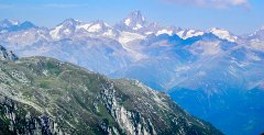 Nufenenpass_Blick_Finsteraarhorn