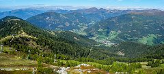 Blick_Bad_Kleinkirchheim_von_Gegend_Kaiserburg02