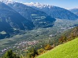 Aufstieg Tscharser Wetterkreuz mit Blick nach Tschars und Kastelbell